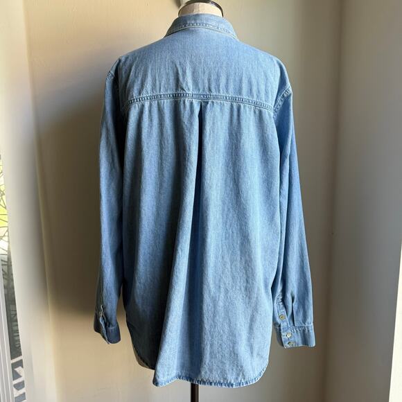 Eileen Fisher Organic Cotton Chambray Button Down Shirt Medium - Picture 3 of 5